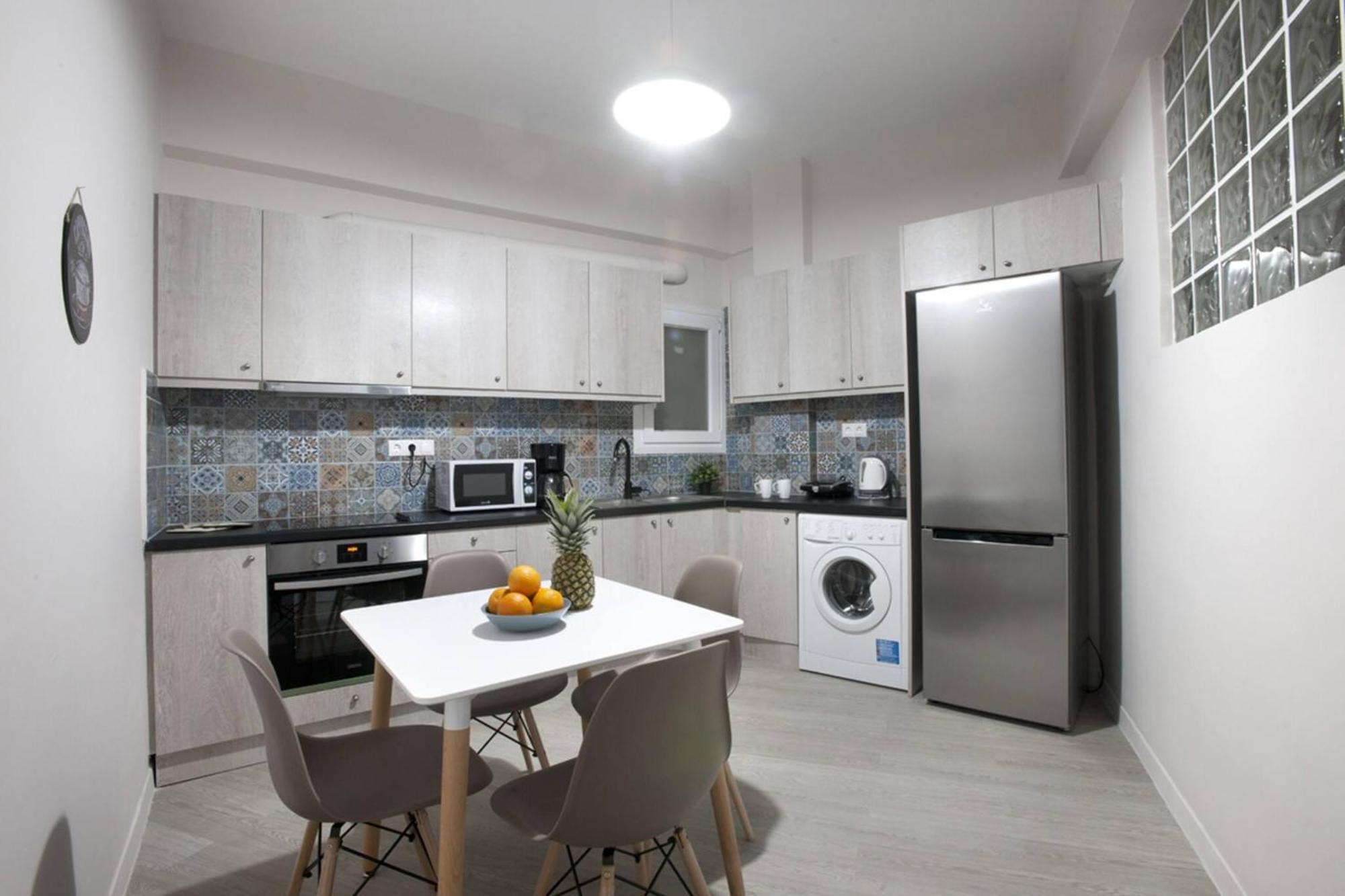 Pop Art Apartment At Koukaki Atenas Exterior foto